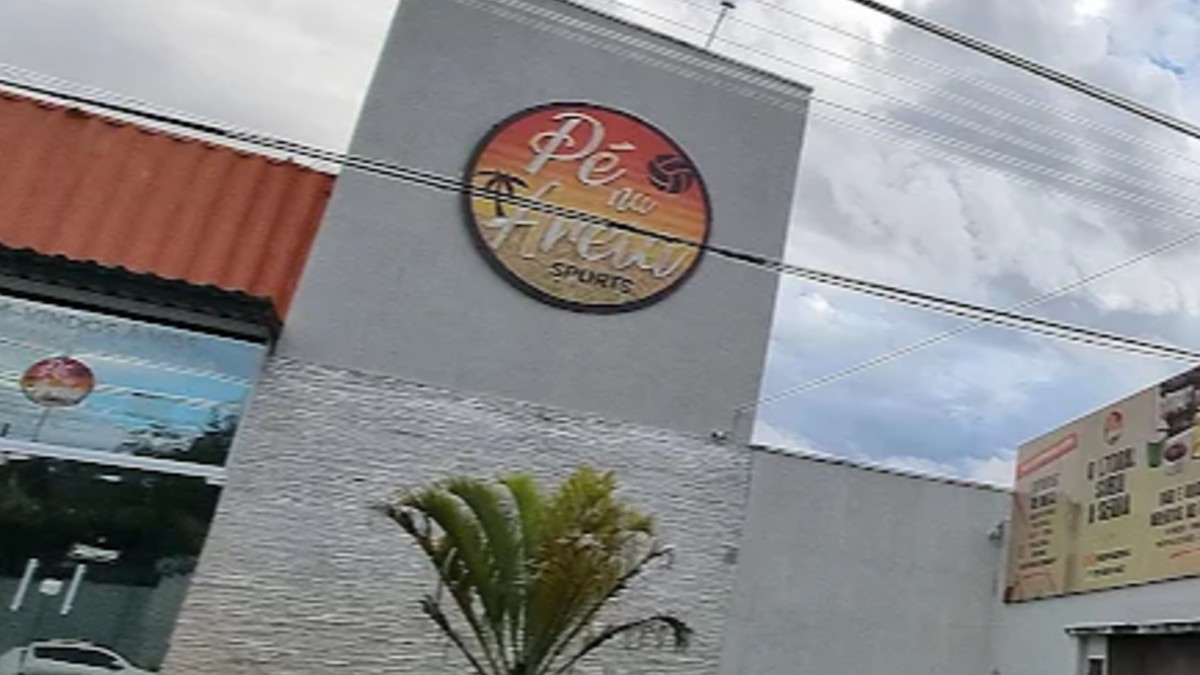 Pé na areia